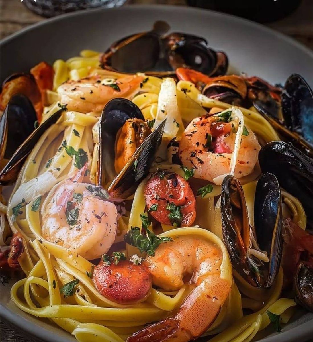 TAGLIATELLE FRUTTI DI MARE 